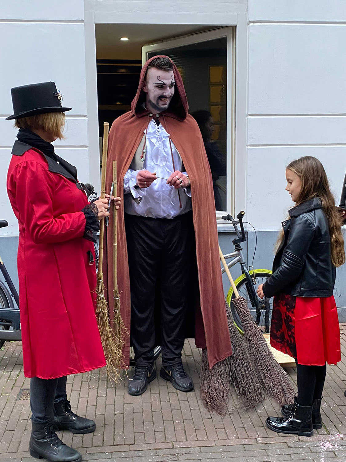 e1fdcd35-2df7-47a8-acd0-1257d2df3713