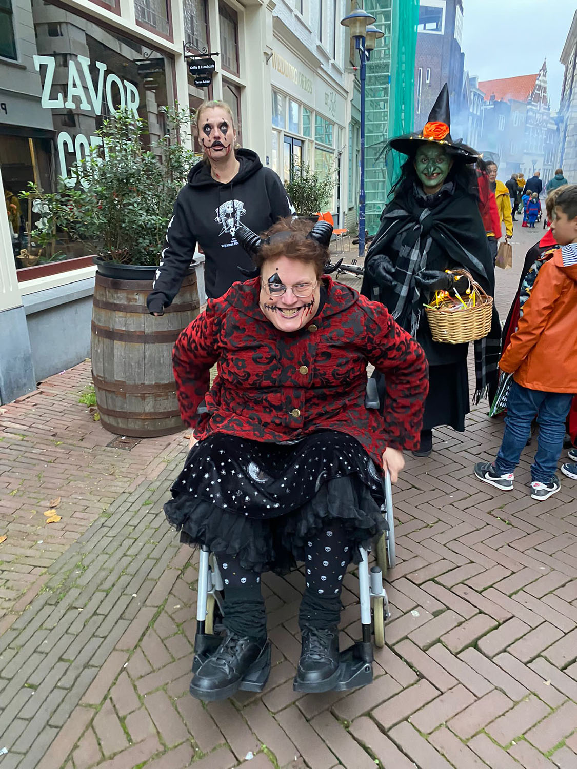 f2951087-1d86-42e1-b315-cb394acd6e77